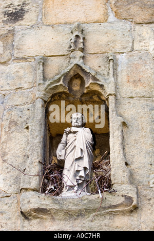 Das Schnitzwerk von St. Peter in der St. Peter Kirche in Hope, Derbyshire, Peak District National Park, England, Vereinigtes Königreich Stockfoto