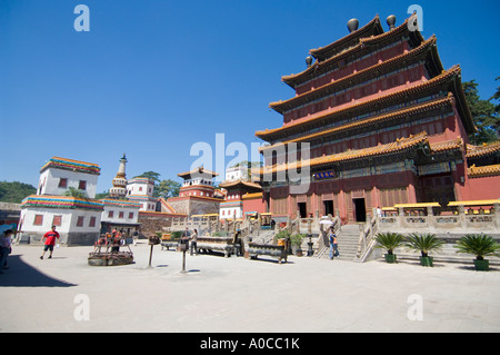 Häckselung Si (Tempel des universellen Friedens) mit Mahayana Hall in Chengde am UNESCO-Welterbe Stockfoto
