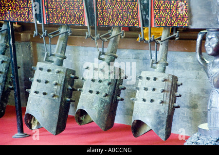 Gong-Glocken (so genannte Bianzhong) eine Art chinesische traditionelle sehr alte Musikinstrumente Stockfoto