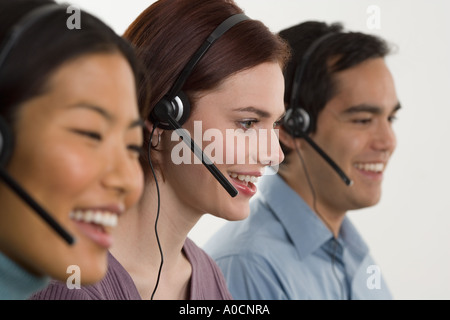 Handy-Betreiber mit Kopfhörer Stockfoto