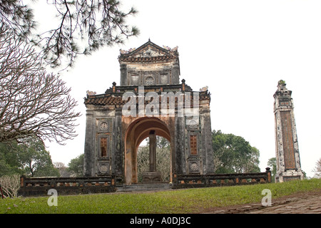 Vietnam Farbton Royal Gräber Grab des Kaisers Tu Duc längste serviert Nguyen Monarch regierte 1848 83 Stele Pavillon Stockfoto