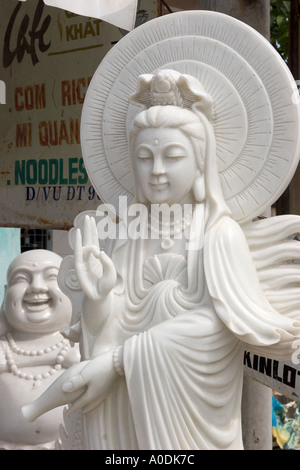 Vietnam Danang Kunsthandwerk Marmor Carving Workshop Bodhisattva und Lachen Buddha-Statuen Stockfoto