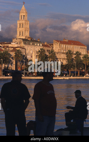 Blick zum Turm der Kathedrale St. Domnius Split Kroatien Stockfoto