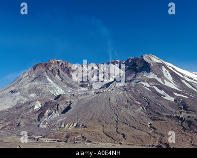 Asche und Dampf Rauchfahne aus Mt St Helens crater driften downwind Juli 2006 Stockfoto