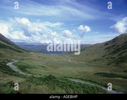 Honister Pass in der Nähe von Keswick im Lake District an einem Sommertag Stockfoto