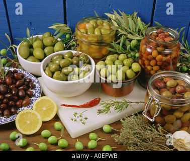 Oliven-Stillleben Stockfoto