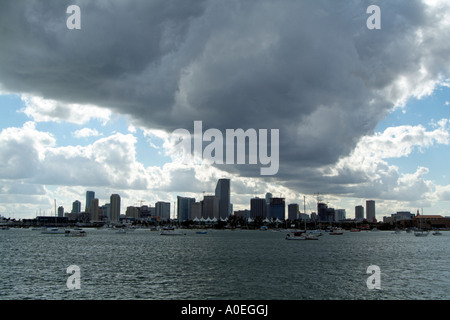 Wolke Wolken Bildung Miami Florida USA Sturm über der Stadt von Miami im südlichen Florida USA Stockfoto