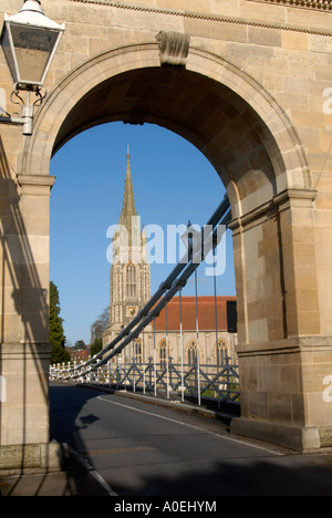 Marlow Suspension Bridge All Saints Church in Buckinghamshire UK Stockfoto