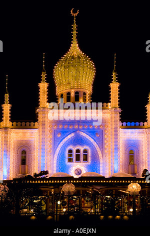 Weihnachten beleuchtet Restaurant Nimb in Kopenhagen Tivoli Stockfoto