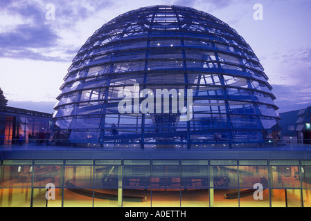 Der Kuppel der Reichstag Parlament Berlin Deutschland Stockfoto