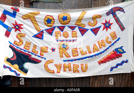 Werkzeuge für SELF RELIANCE CYMRU einen walisischen Nächstenliebe liefern unerwünschte Werkzeuge für die dritte Welt Stockfoto