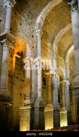 Blick ins Innere des Klosters von Sant Pere de Rodes Stockfoto