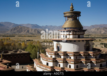 Die Kumbum Stupa Pelkor Chode Kloster in der tibetischen Stadt Gyantse in der Tibet autonomen Region von China Stockfoto