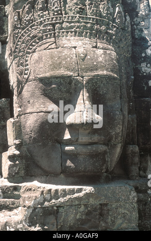 Modellierte Kopf mit rätselhaften Lächeln, Angkor Wat Stockfoto