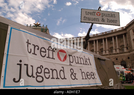 Bundesheer am Heldenplatz Stockfoto