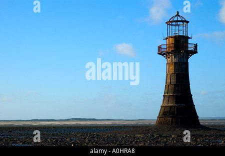 Whitford Point Leuchtturm bei Ebbe auf der Gower Peninsular, South Wales, Großbritannien Stockfoto