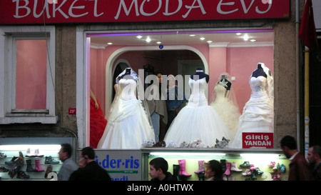 Islam islamische muslimische Hochzeit Braut Frau Mode Kleid Stockfoto