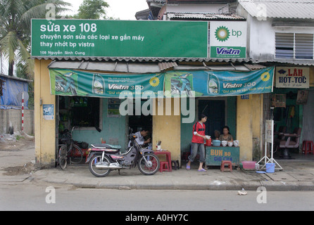 Ein Mehrzweck-Shop in Hue, Vietnam Stockfoto