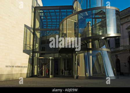 Eingang zum deutschen historischen Museum (Deutsches Historisches Museum), Anhang, der Architekt I.M. Pei, Berlin, Deutschland Stockfoto