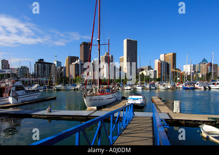 Skyline und Yachthafen, Durban, Südafrika Stockfoto