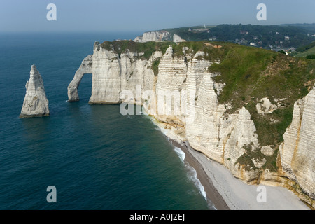 Blick auf Porte d'Aval, Etretat Seine-Maritime, Normandie, Frankreich, Europa Stockfoto