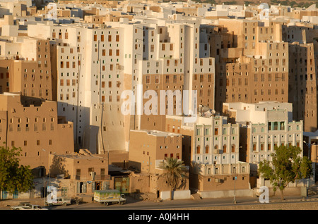 Blick über die alte Stadt von Shibam, Wadi Hadramaut, Jemen Stockfoto