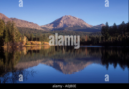 Manzanita Lake und mt Lassen Peak Lassen Volcanic National Park Kalifornien USA Stockfoto