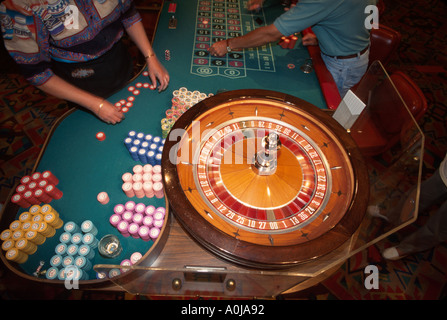 Nevada, Südwesten, Westen, der Silver State, Laughlin Edgewater, Hotel, & Casino, Glücksspiel, Glücksspiel, Risiko, Unterhaltung, Leistung, Show, Roulette-Rad-Glücksspiel b Stockfoto