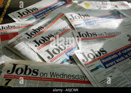 Job-Anzeigen-Seiten von Zeitungen Stockfoto