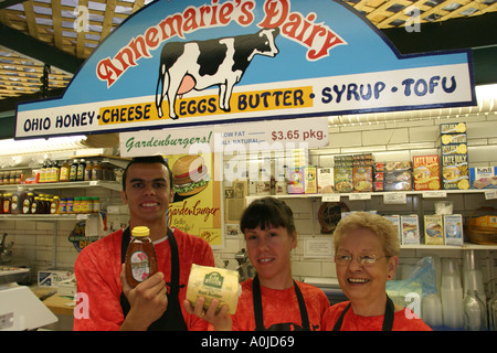 Cleveland Ohio, Westside Market, Marktplatz, Produkte, Obst, Gemüse, Gemüse, Lebensmittel, Produkte, Milchprodukte, Landwirtschaft, Landwirtschaft, Landwirtschaft, Viehzucht, ländliche Gegend, zählen Stockfoto