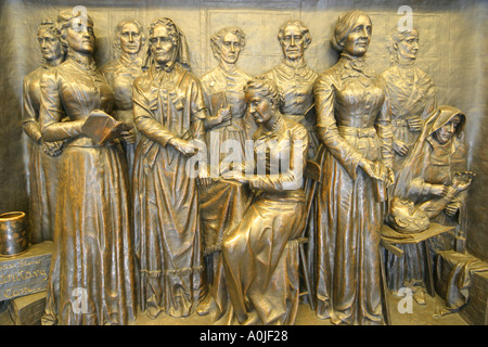 Cleveland Ohio, Memorial Plaza, Soldiers' & Seemann, Seemann, Seeleute, Seemänner,' Monument, Touristenattraktion, Memorial, Bürgerkrieg, Union, Blau, Grau, Frauen, Frauen, O Stockfoto