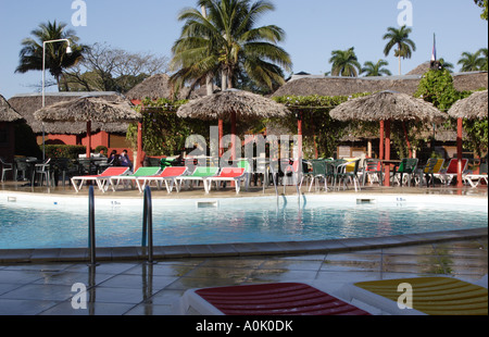 Schwimmbad in La Granjita Santa Clara auf Kuba Stockfoto