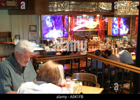 Toledo Ohio, Murphy's Place, Essen, Essen gehen, Essen, Bar, Bars, Lounge Pub, Pub, Besucher reisen Reise touristischer Tourismus Wahrzeichen Kultur Cu Stockfoto