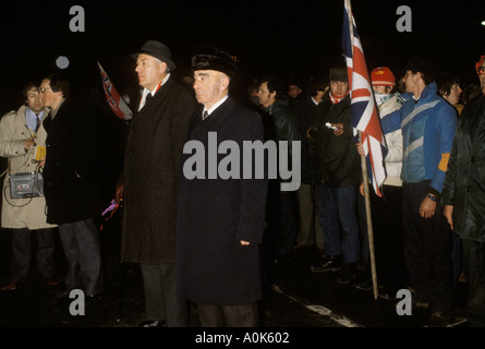 Rev Ian Paisley Newtownards zum Loyalist Day of Action Nordirland mit Mitgliedern beim 3. Force Meeting 1981 1980er UK HOMER SYKES Stockfoto