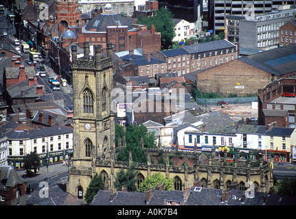 Luftaufnahme von Saint Luke Berry Street, die während des zweiten Weltkrieges bombardiert wurde und verließ als Denkmal Stockfoto