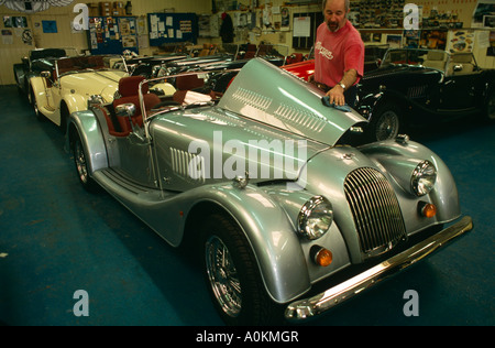 Morgan Plus 4 + 4 Auto handgefertigte Herstellung in Malvern Link, Worcestershire, England Stockfoto