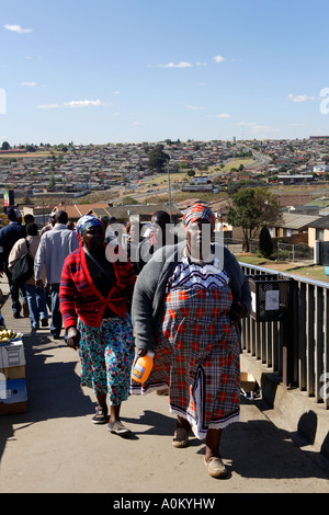 Baragwanath Taxistand, Soweto, Johannesburg. Stockfoto