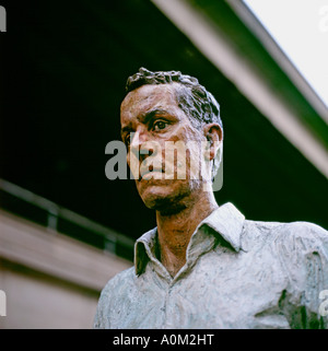 Sean Henry Skulptur Paddington Basin London England Stockfoto