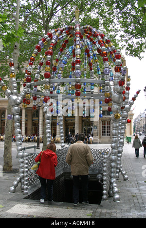 Eingang zur Metro-Station am Place Colette in Paris, Frankreich Stockfoto