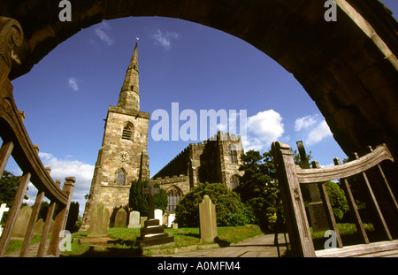 Cheshire Astbury St Marys Kirche und Friedhof der Lynch-Tor Stockfoto