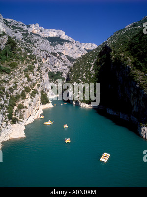 Frankreich, Provence, Lac de Sainte Croix, malerischen See im Bereich Gorges du Verdon Stockfoto