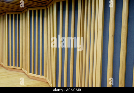 Nationalversammlung für Wales Detail mit Akustikplatten Senedd debattieren Kammer Cardiff South Wales UK Stockfoto