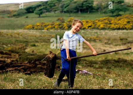 IRLAND TORF GRABEN IM WESTEN DER REPUBLIK IRLAND COPYRIGHT Stockfoto