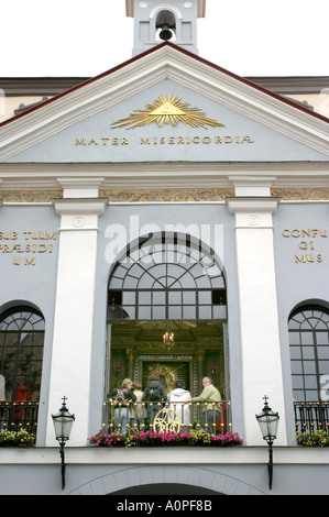 Das 16. Jahrhundert Tor der Morgenröte, enthält das Symbol der Jungfrau Maria in Vilnius Litauen Stockfoto