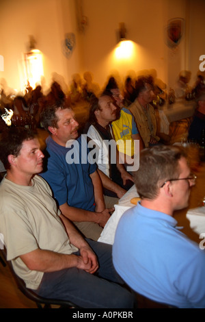 Ukraine besiegte Saudi-Arabien 4: 0, WM-Finale 2006, ukrainische Social Club, London Stockfoto