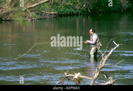 Fluss angeln, Northumberland, England, UK. Stockfoto