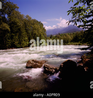 Frühling-Stichwahl in Chilliwack River und Cascade Mountains in der Fraser Valley von Südwesten von British Columbia Kanada Stockfoto