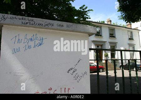 Nachrichten an die Beatles geschrieben an den Studio-Wänden in Abbey Road Stockfoto