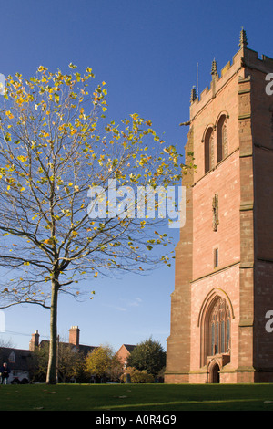 obere Stadt Bridgnorth Bridgenorth Shropshire Midlands England historische Marktstadt St Leonards Kirche Stockfoto