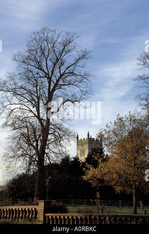 Wootten Wawen Dorf Pfarrkirche von St. peter älteste Kirche in Warwickshire neben Wootten Halle Stockfoto